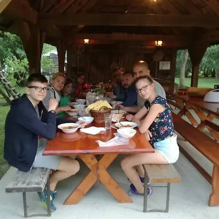 Szép Tanya Vendégház *